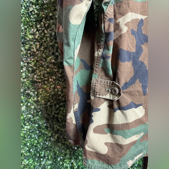 US Army BDU Camo Military Jacket - Small - Picture 9 of 10